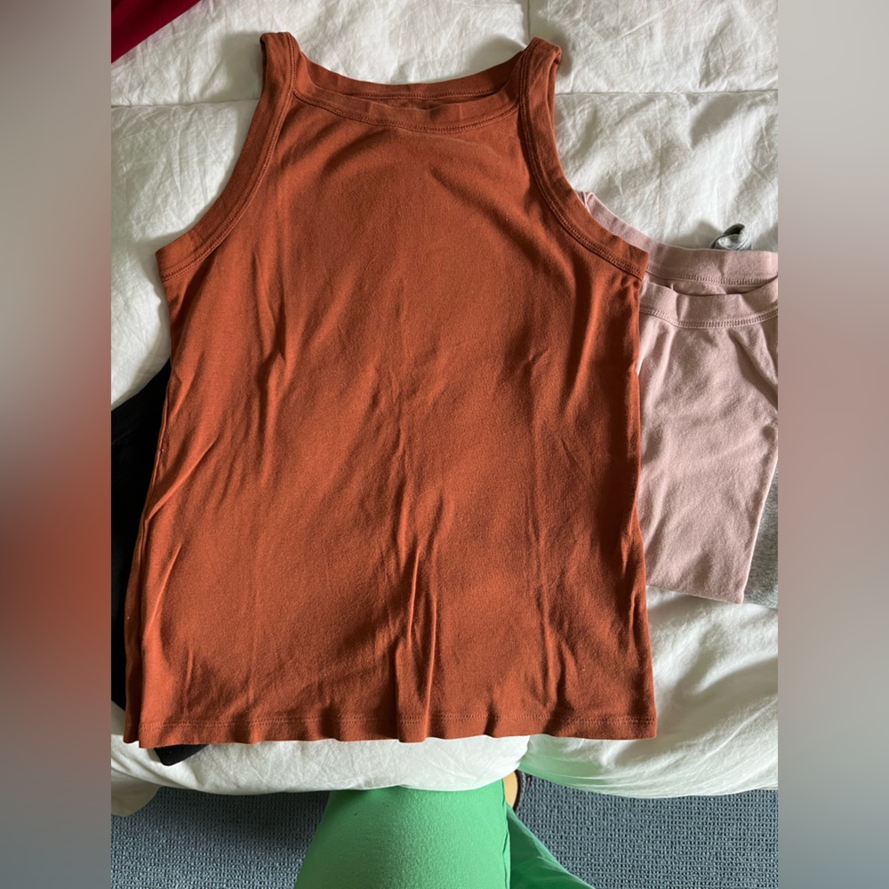 Set of four LOFT tanks